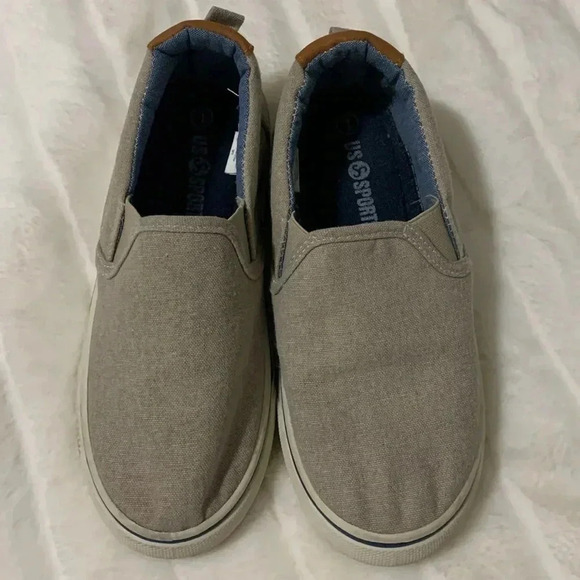 Boys US Sports Brand Slip On Canvas Shoes Size 1 Taupe Gray Good - Picture 3 of 7
